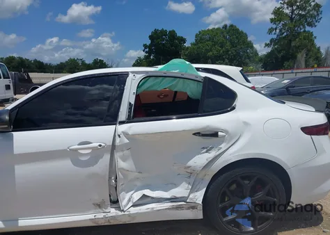 2019 Alfa Romeo Giulia Sport Awd from USA, damaged, VIN ZARFANAN5K7614816